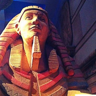 �ˑR�̊����̏��e�X�g�Ŏ��肪�������A��������񋉂̎R�c�N���]�T�̕\��B